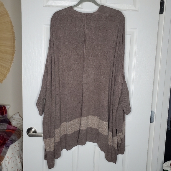 Barefoot Dreams CozyChic Lite Cliffside Wrap Brown Ribbed Knit Cardigan Sweater - Picture 4 of 9